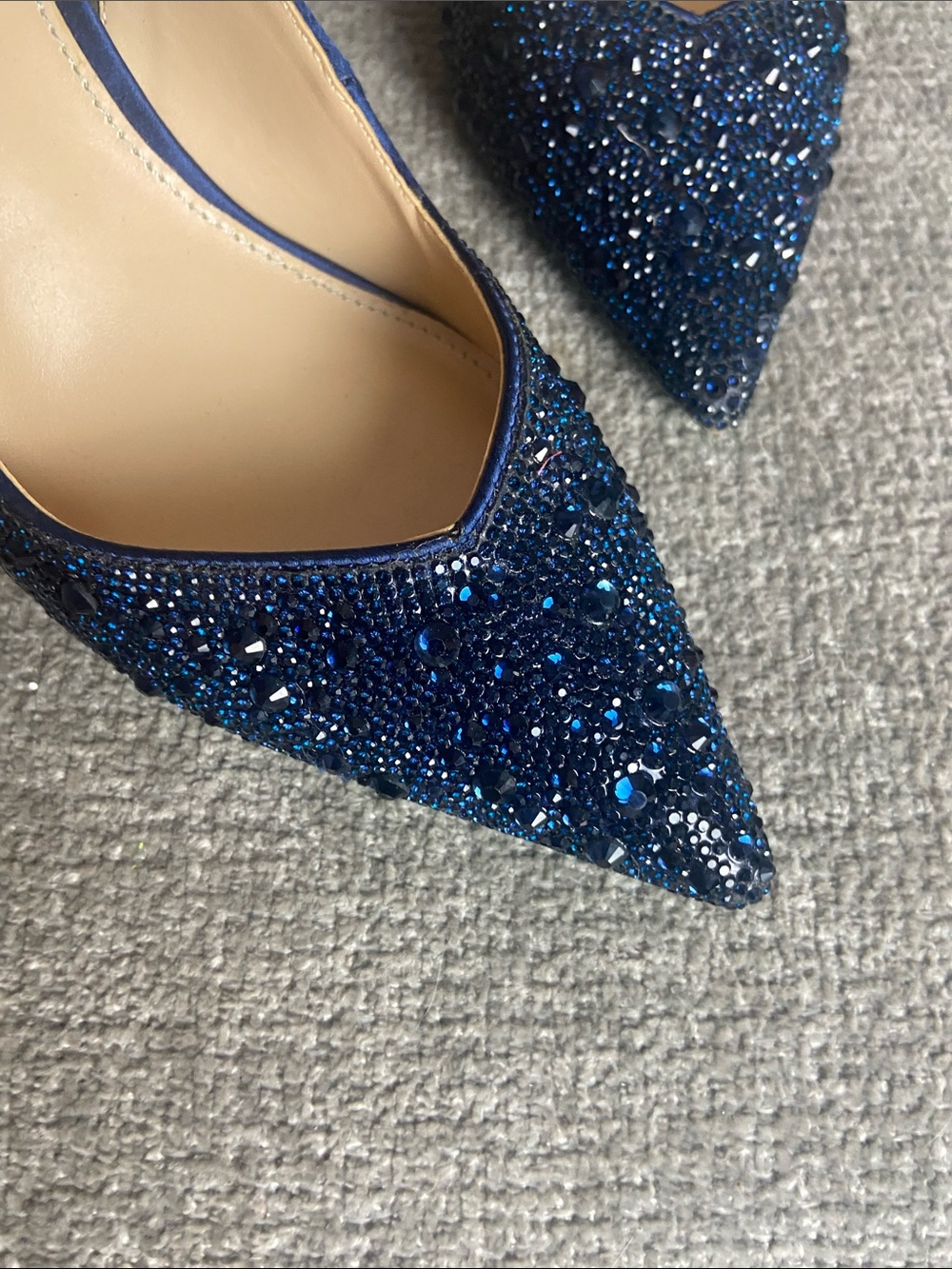 Betsey Johnson Navy Crystal Pointed Slingback Heels size 7M - Picture 3 of 16